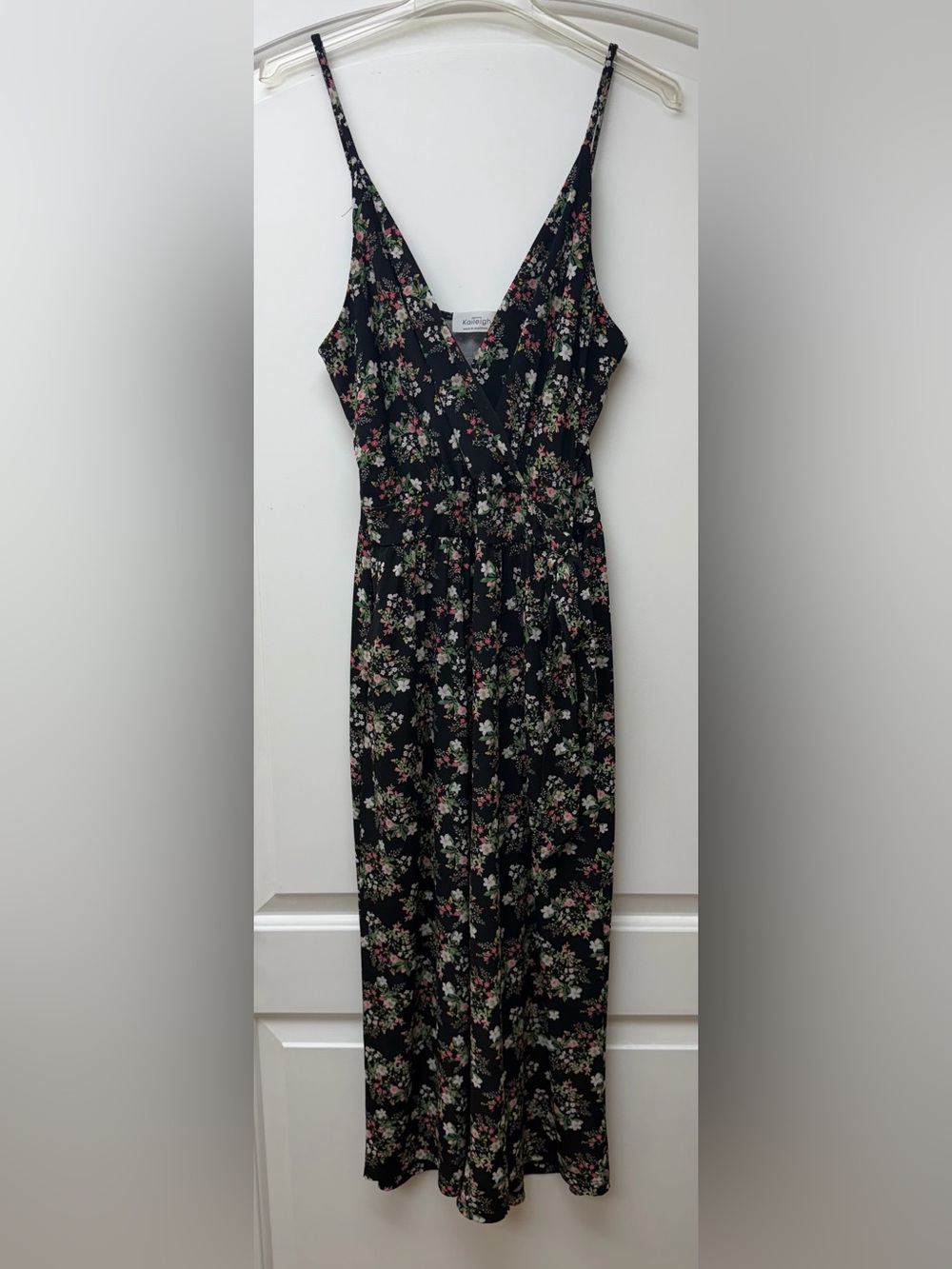 210: Kaileigh Black Floral Spaghetti-Strap Jumpsuit - LP